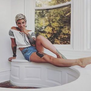 Meet your Posher, Ciara